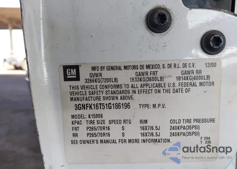 2001 Chevrolet Suburban 1500 Ls из США, поврежденный, VIN 3GNFK16T51G186196